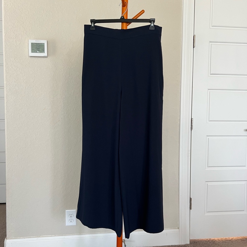 Elegant Navy Blue Wide-Leg Pants